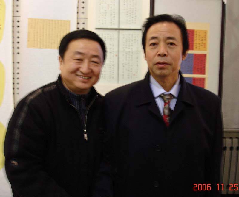 点击放大